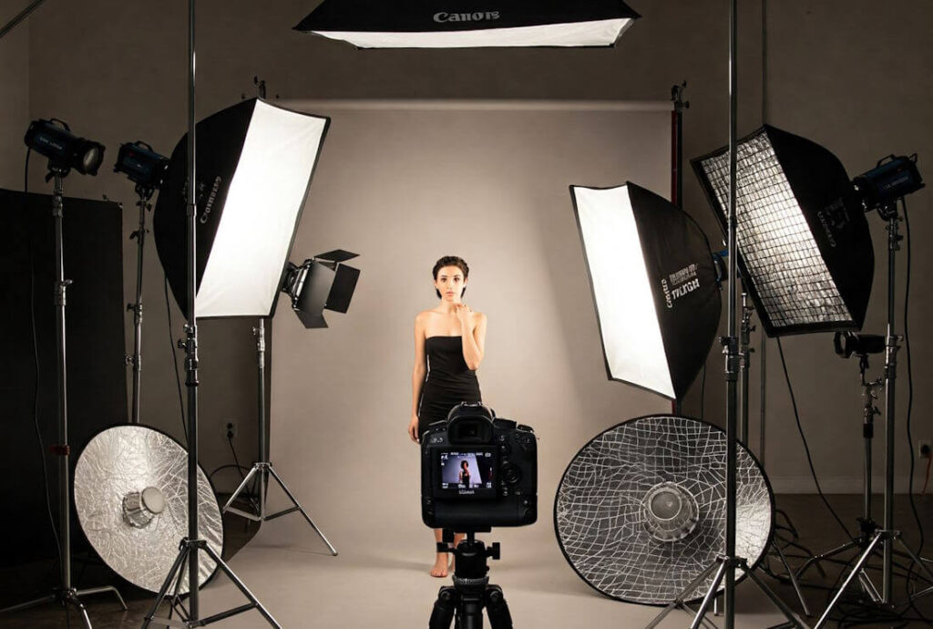 Photography Studio Lighting 101: What You Should Offer Photography Studio Lighting 101: What You Should Offer
